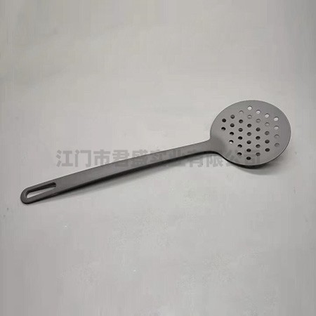 Kitchen utensils